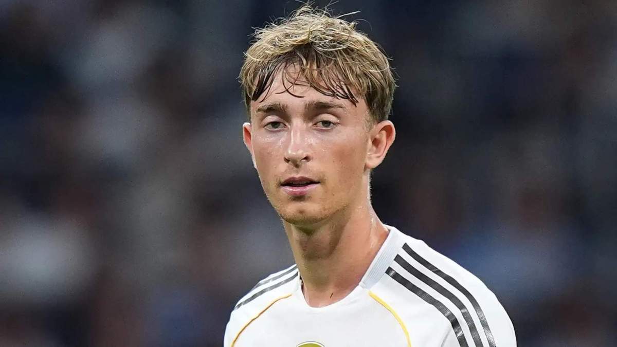 Dean Huijsen deja la convocatoria de España por lesión. 