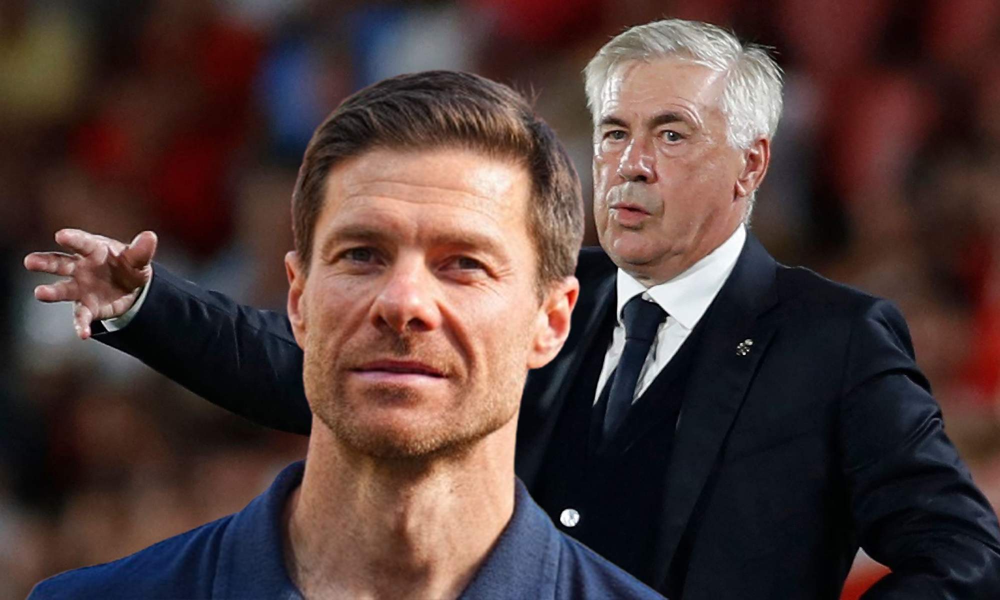 Xabi Alonso y una foto de Carlo Ancelotti en un partido del Real Madrid. 