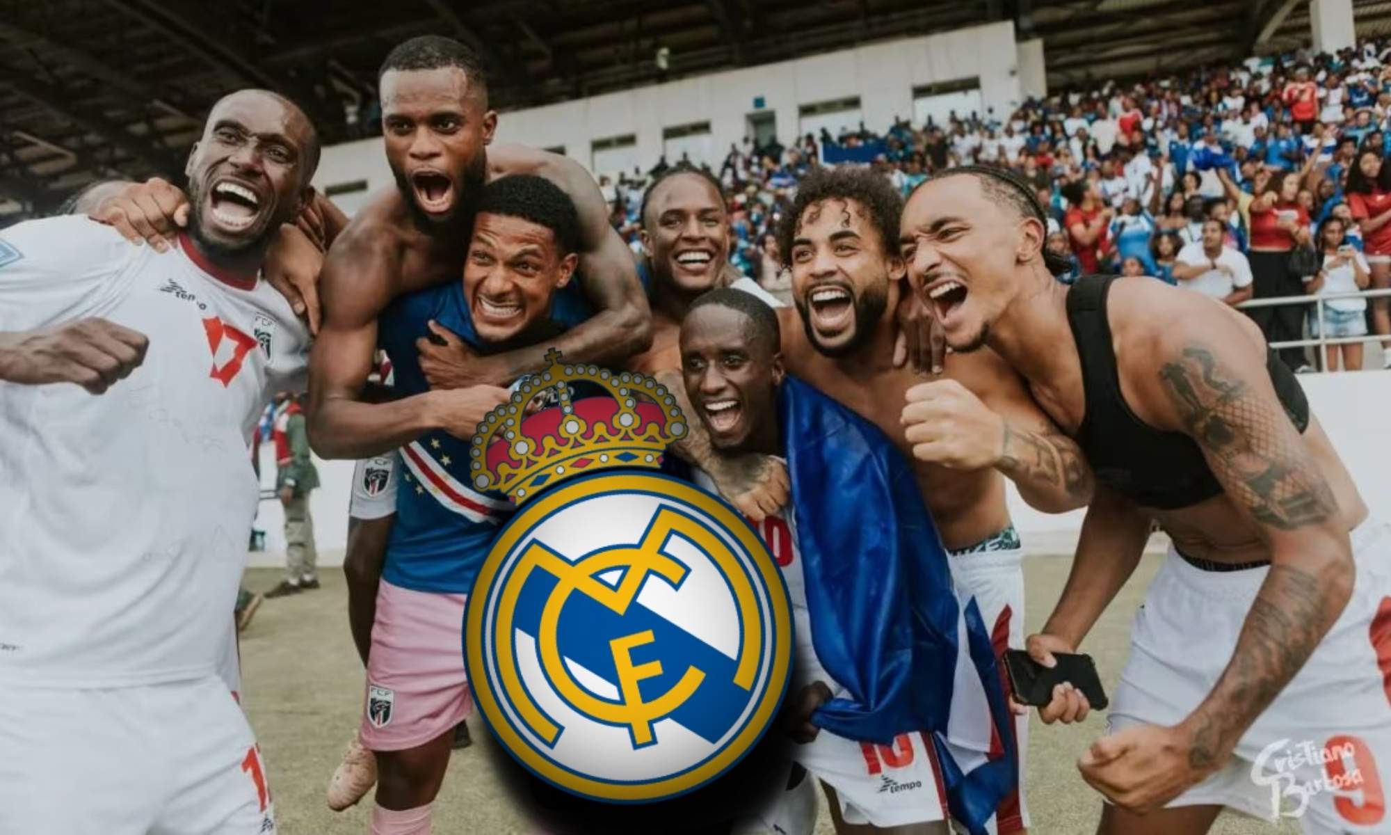 Los jugadores de Cabo Verde celebran la histórica clasificación para el Mundial del próximo año... con un guiño al Real Madrid.