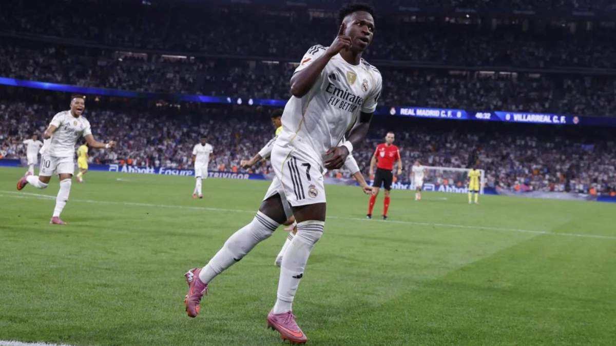 Vinicius Junior, celebrando un gol de Liga durante un partido de Liga de esta temporada en el Santiago Bernabéu. Vinicius Junior, celebrando un gol de Liga durante un partido de Liga de esta temporada en el Santiago Bernabéu.