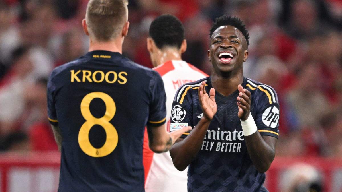Toni Kroos y Vinícius Júnior en un partido. Toni Kroos y Vinícius Júnior en un partido.