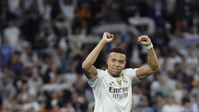 Kylian Mbappé jugando un partido con el Real Madrid. Kylian Mbappé jugando un partido con el Real Madrid.