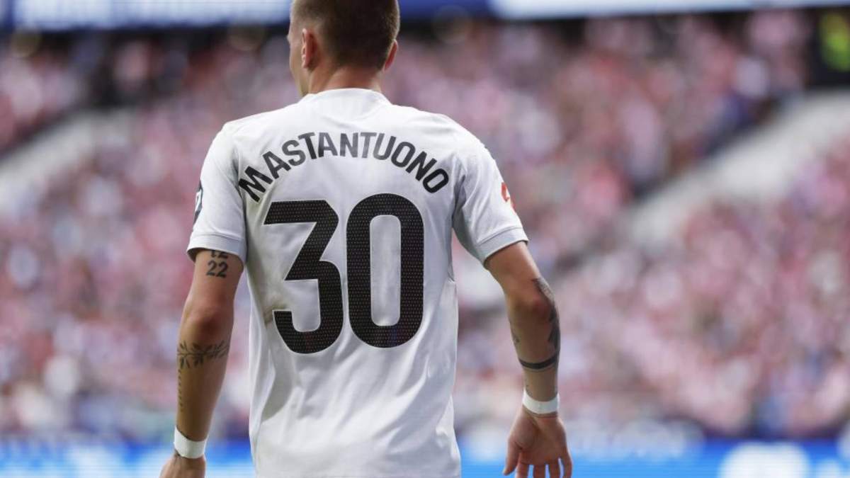 Franco Mastantuono con el Real Madrid