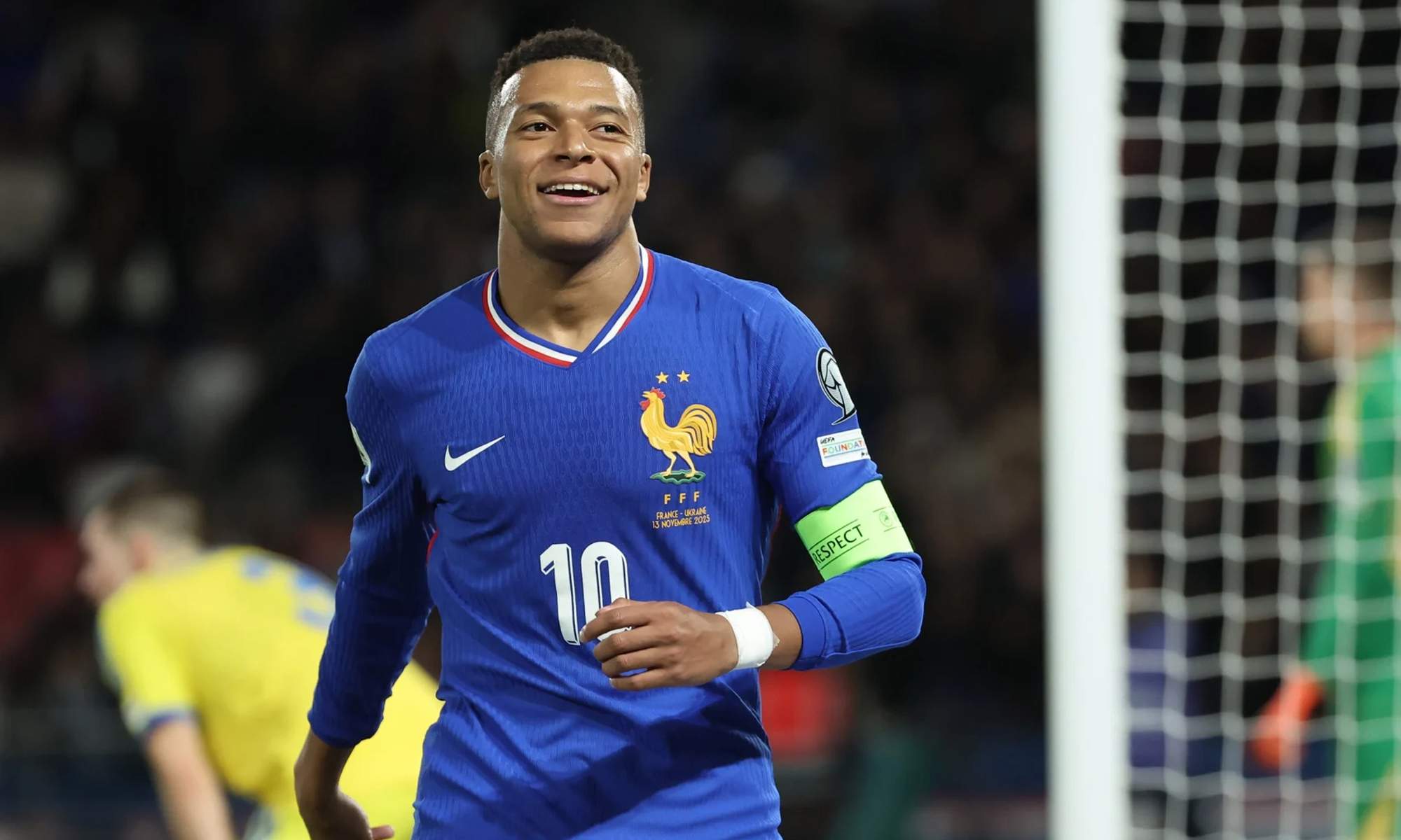 Kylian Mbappé jugando un partido con la Selección Francesa.