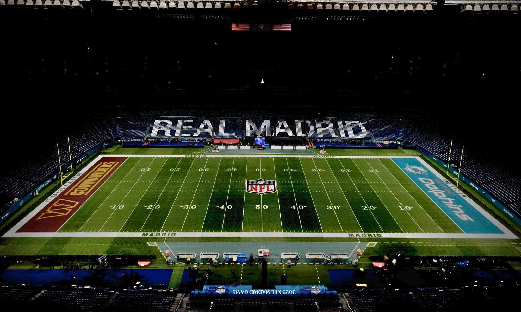 El Bernabéu con las luces bajas para la NFL