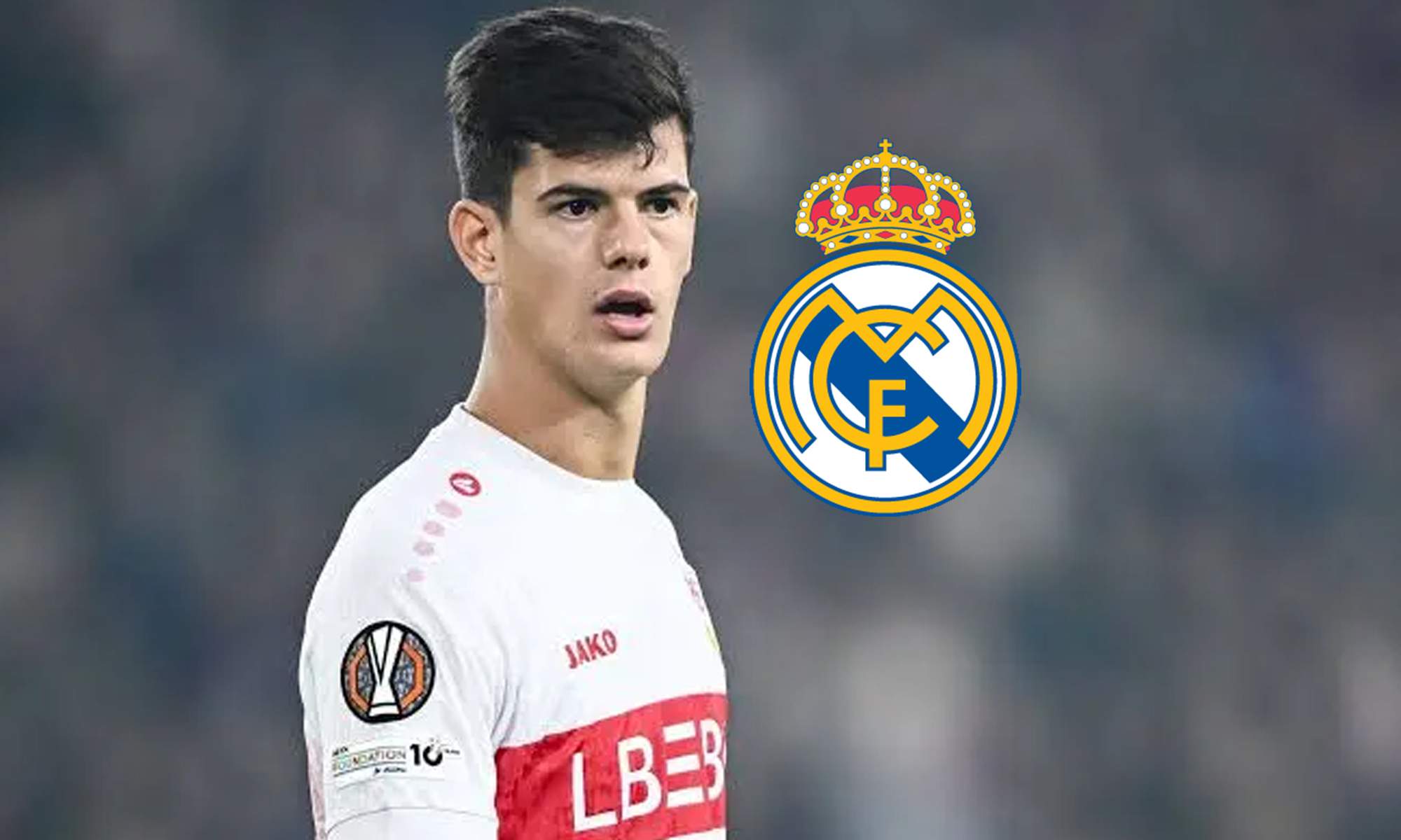 Chema Andrés y el scudo del Real Madrid.