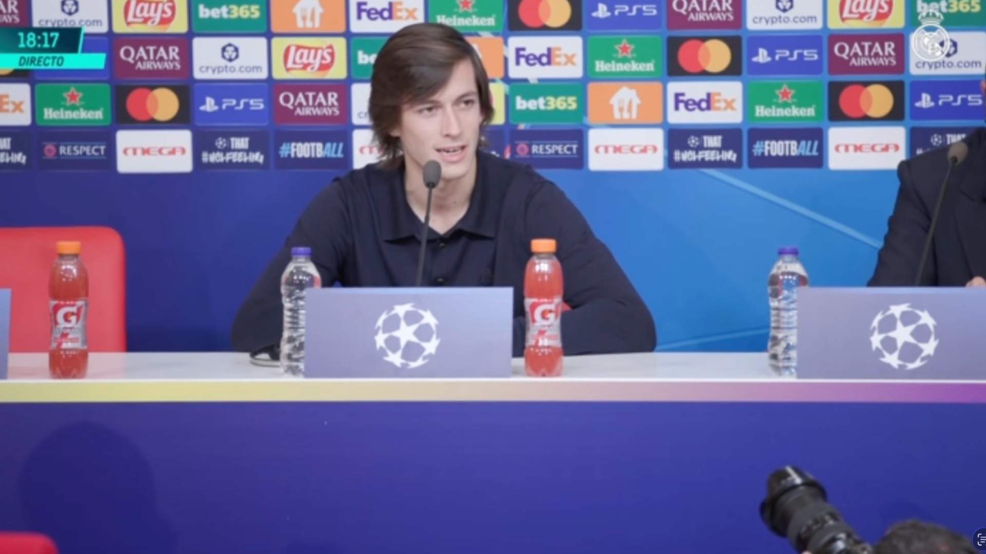 Carreras responde a Defensa Central: "Me gusta salir..." Carreras responde a Defensa Central: "Me gusta salir..."