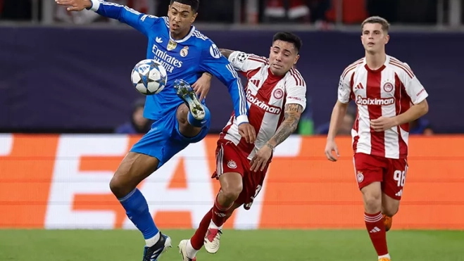 Bellingham frente al Olympiacos