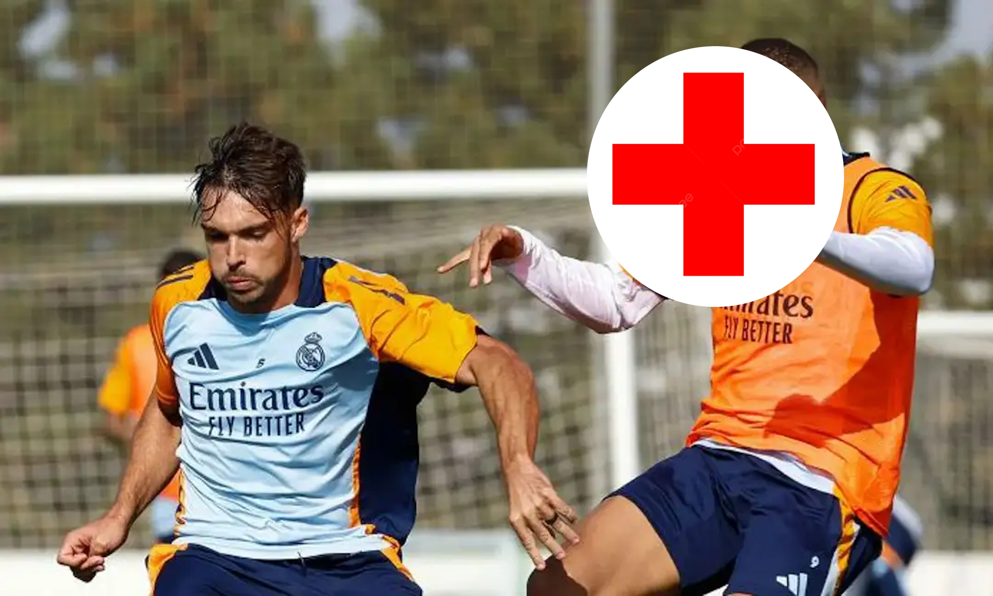 Asencio en un entrenamiento y símbolo de lesión