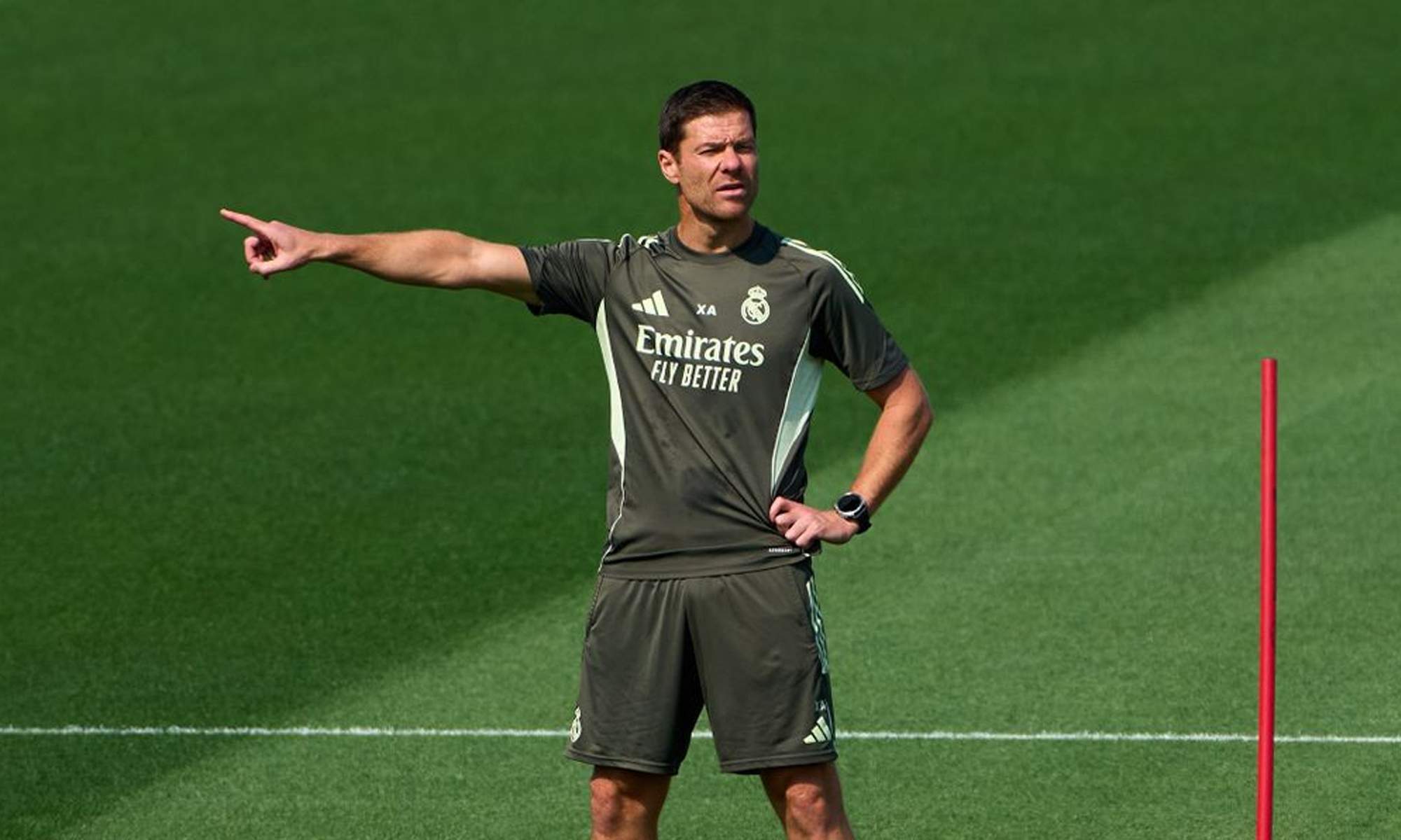 Xabi Alonso durante un entrenamiento con el Real Madrid. 