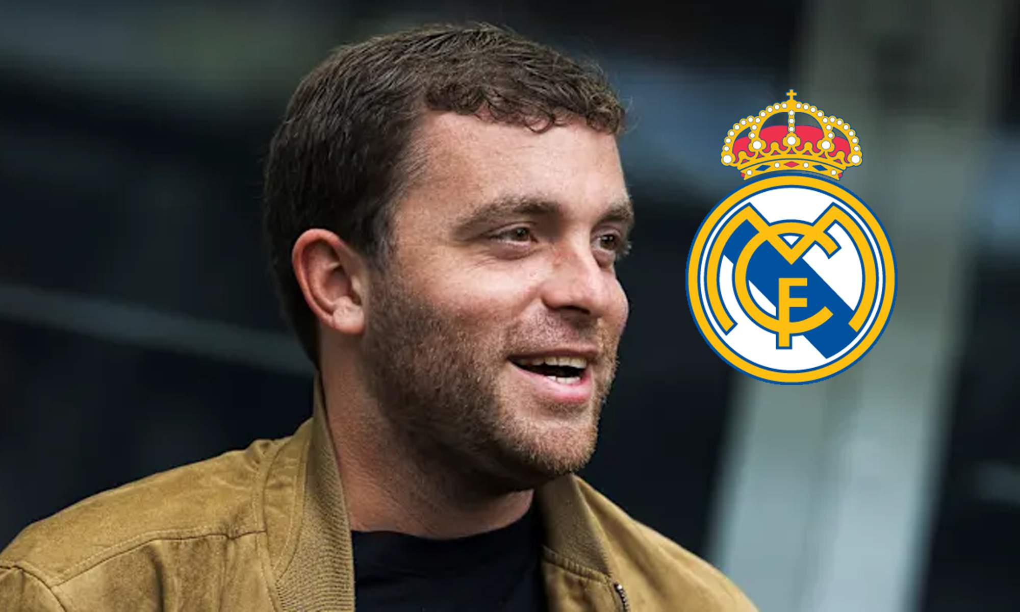 Fabrizio Romano y el escudo del Real Madrid. 