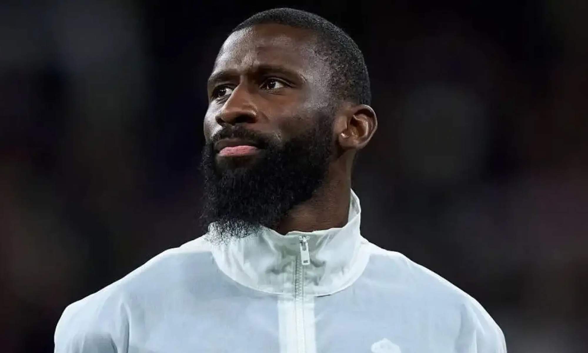 Rüdiger antes de jugar un partido con el Real Madrid.