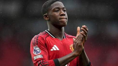 Kobbie Mainoo con el Manchester United Kobbie Mainoo con el Manchester United