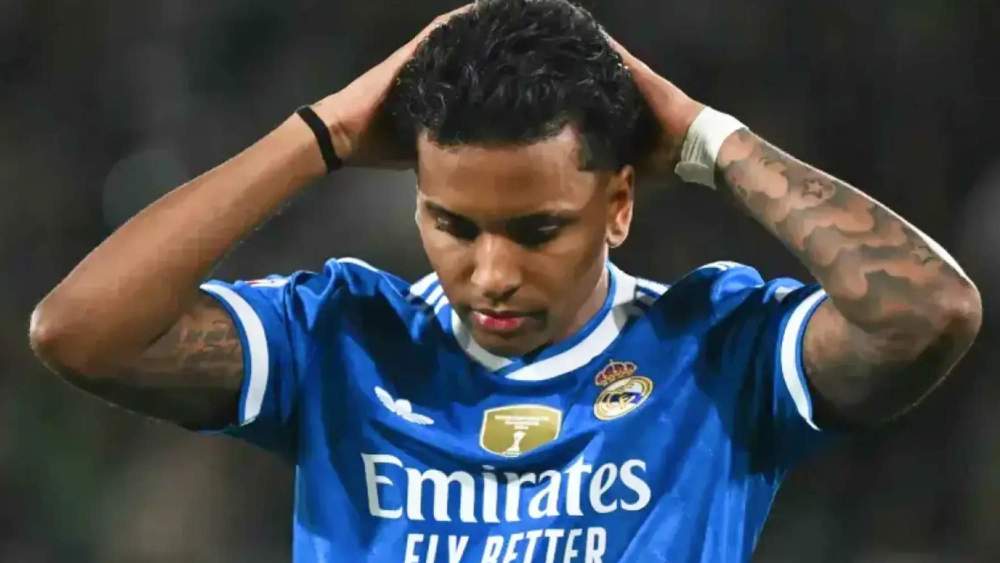 Rodrygo Goes, con las manos en la cabeza, en un partido de esta temporada con el Real Madrid. Rodrygo Goes, con las manos en la cabeza, en un partido de esta temporada con el Real Madrid.