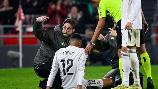 Lesión de Trent Alexander-Arnold en San Mamés