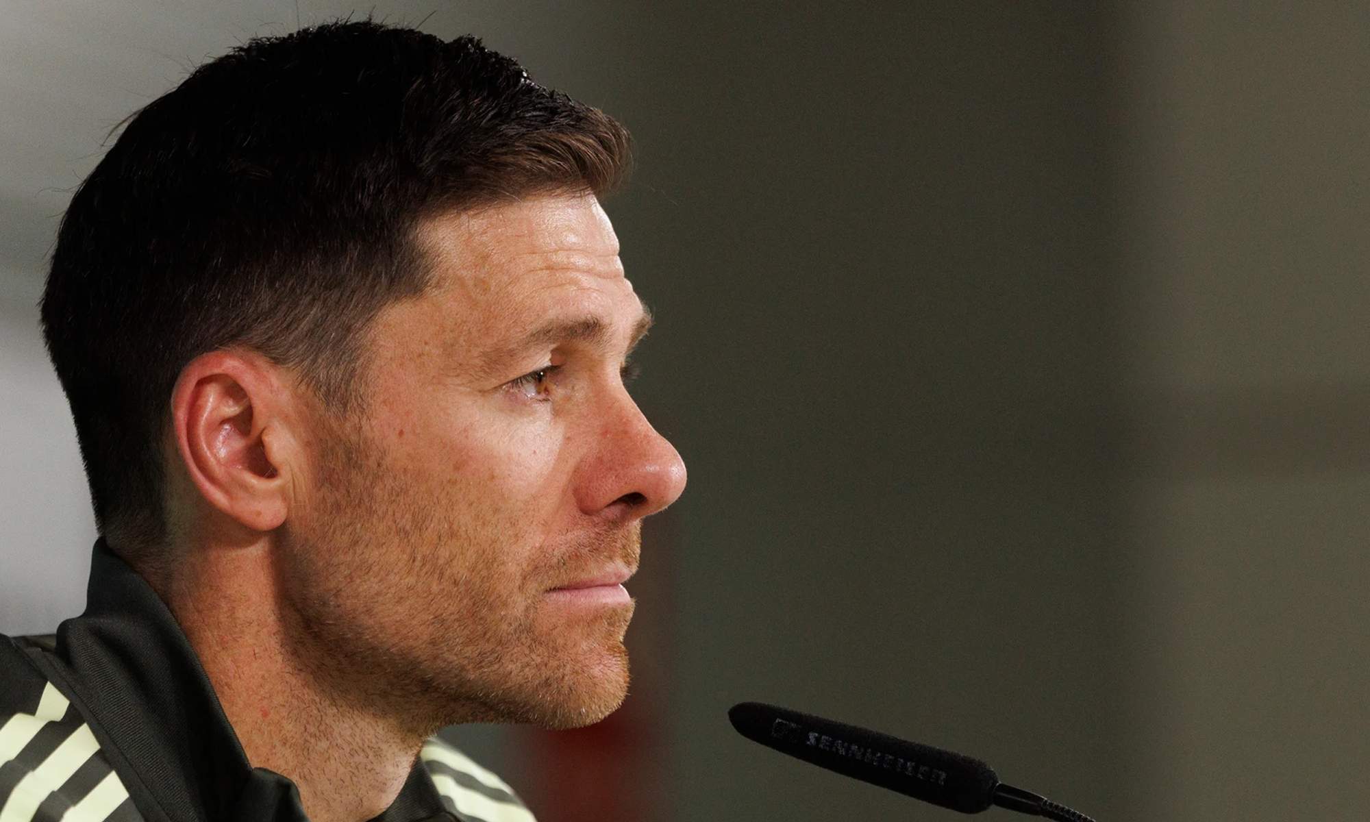 Xabi Alonso durante una rueda de prensa con el Real Madrid. 