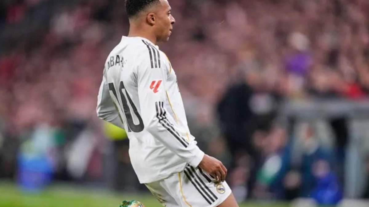 Mbappé celebrando uno de sus goles contra el Athletic Mbappé celebrando uno de sus goles contra el Athletic