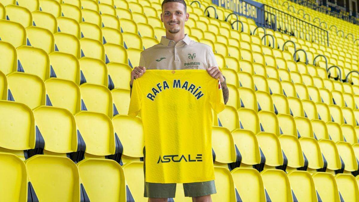 Rafa Marín en el momento en el que fichó por el Villarreal. Rafa Marín en el momento en el que fichó por el Villarreal.