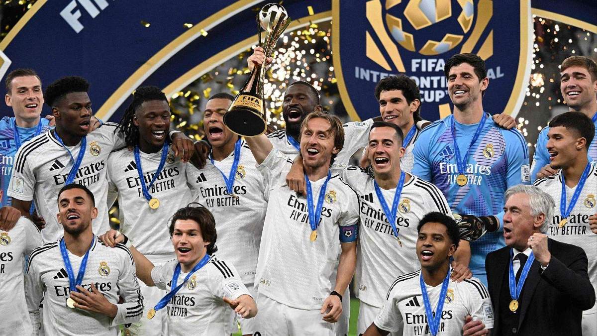 Real Madrid con la Copa Intercontinental 2024
