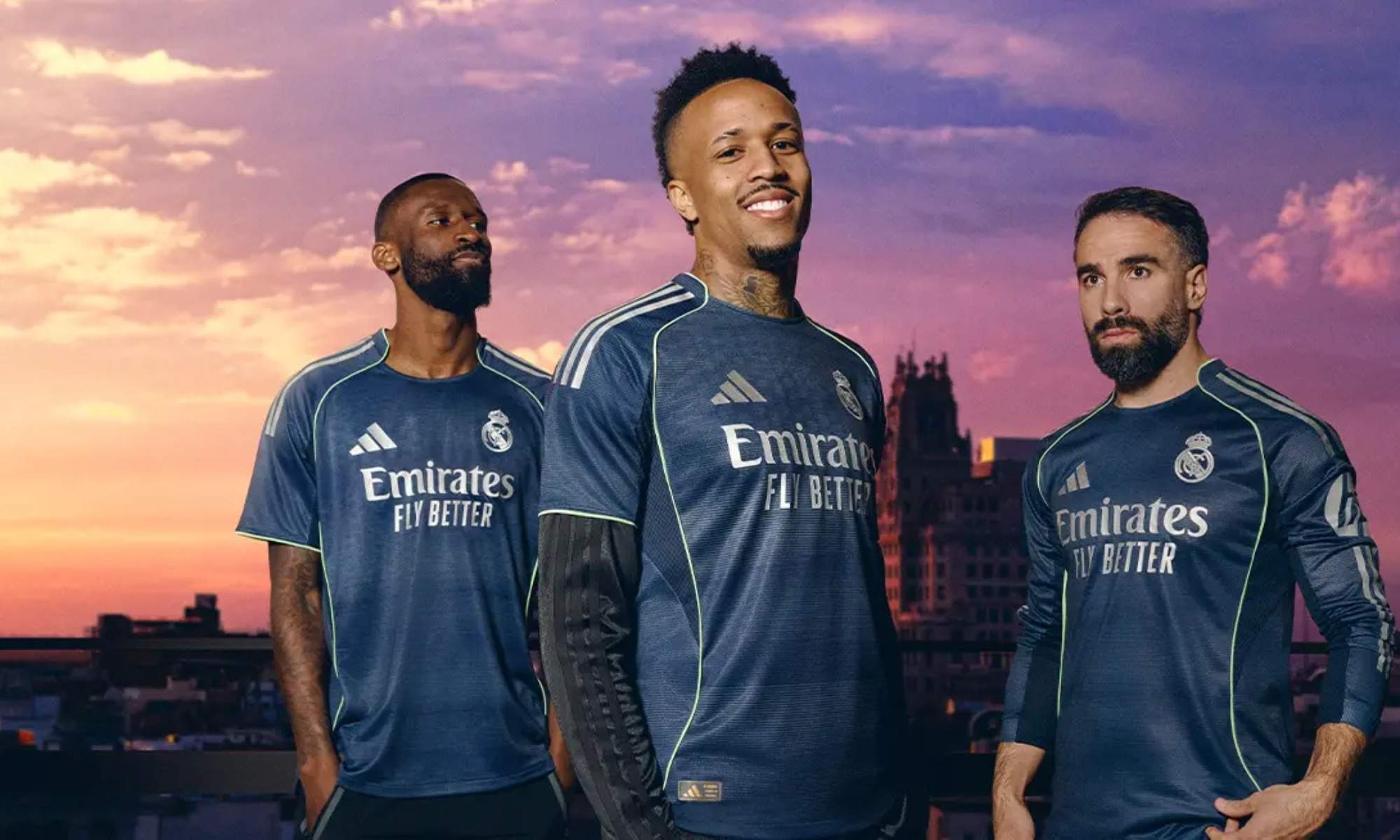 Jugadores Real Madrid y camiseta nueva