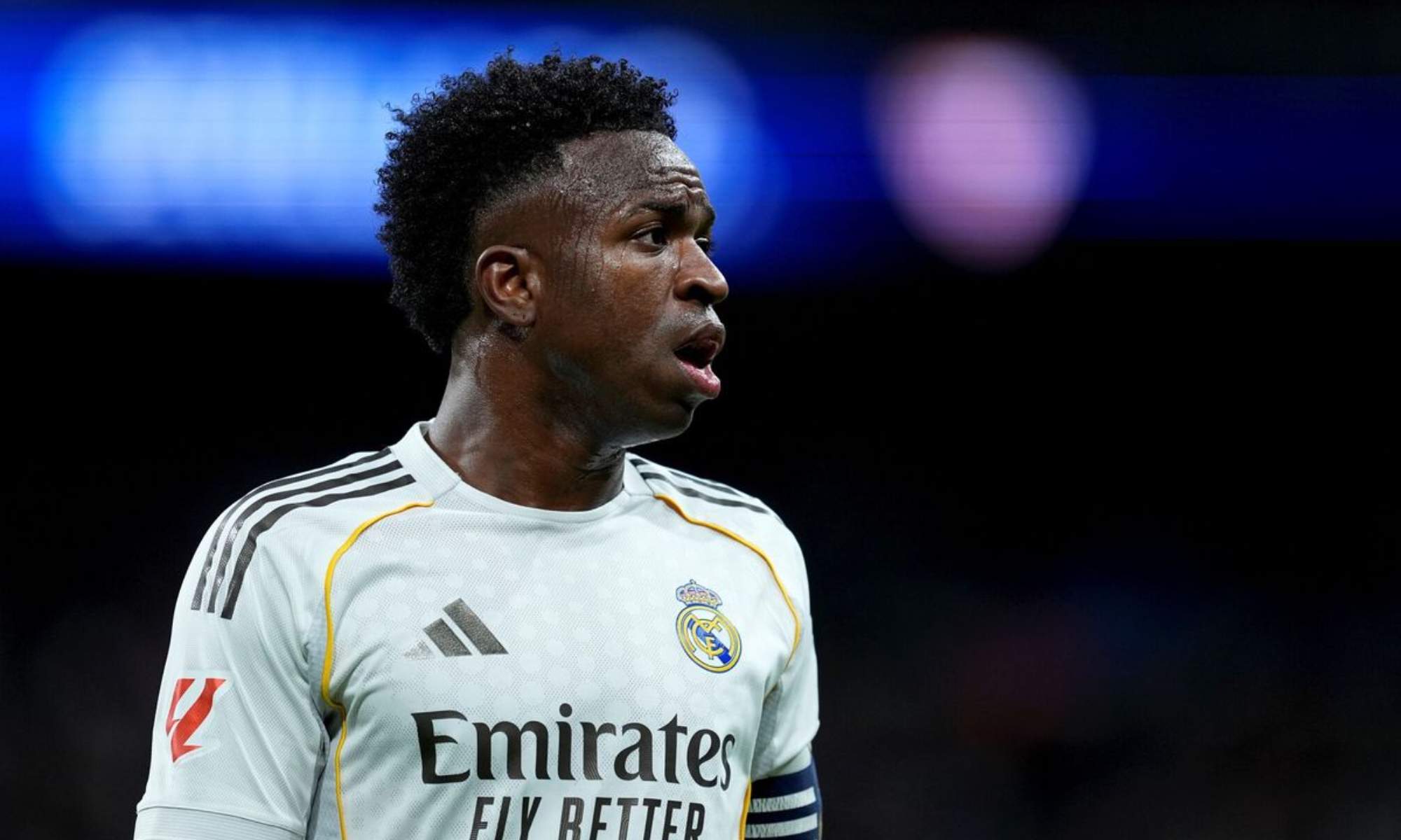 Vinicius da que hablar en redes sociales después del partido