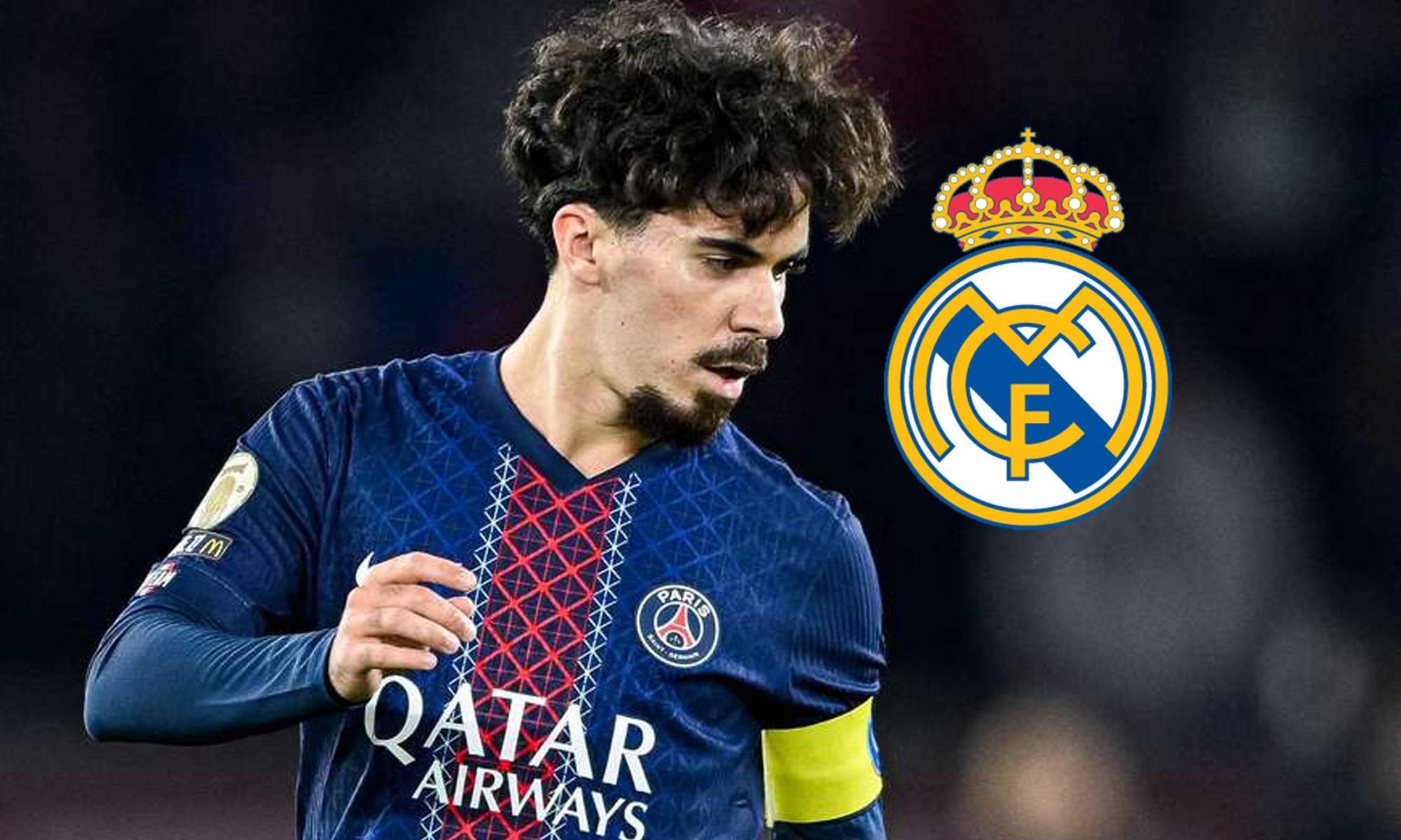 Vitinha jugando un partido con el PSG y el escudo del Real Madrid. 