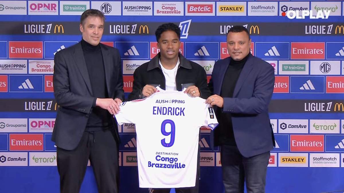 Endrick en su presentación Endrick en su presentación