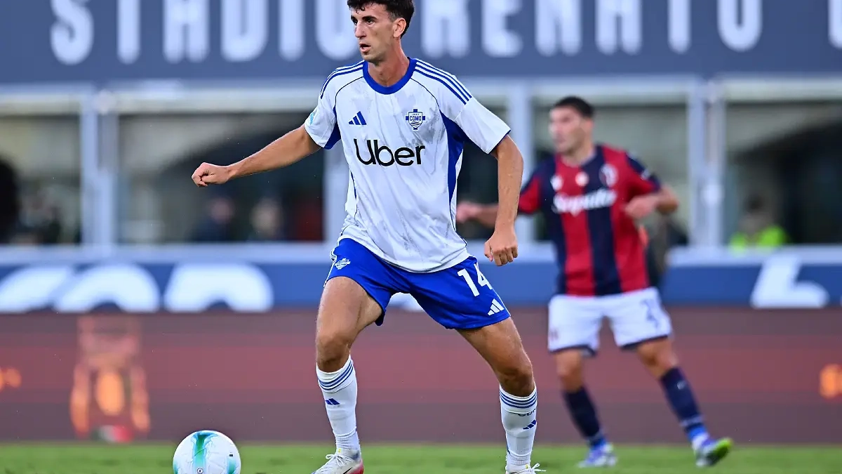 Jacobo Ramón durante el partido con el Como Jacobo Ramón durante el partido con el Como