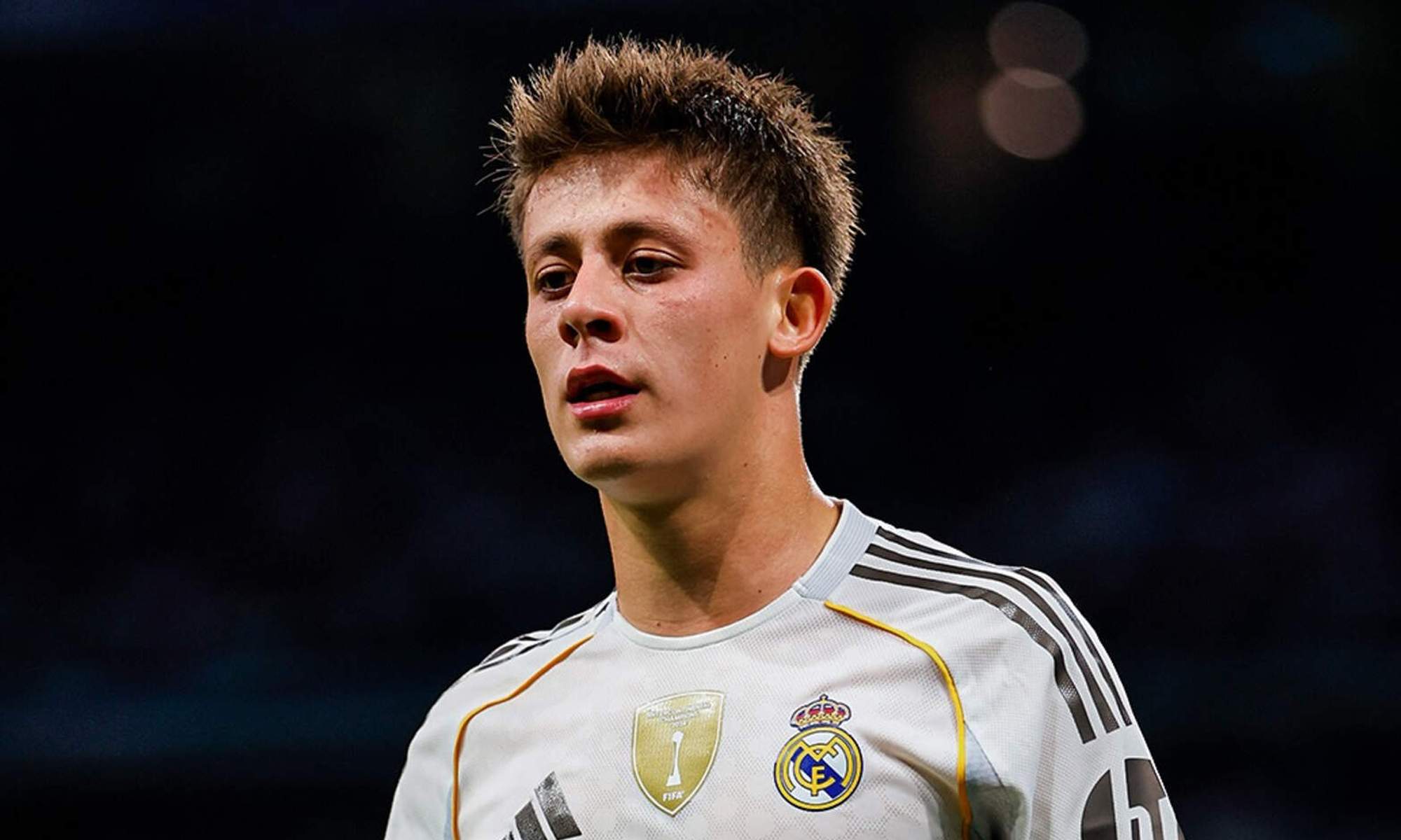 Güler disputando un partido con el Real Madrid.