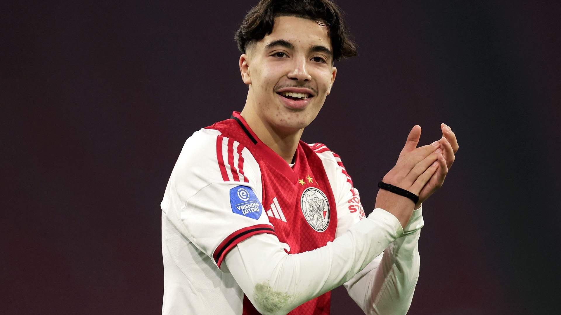 Así juega Rayane Bounida (19), la perla del Ajax que quiere el Real Madrid