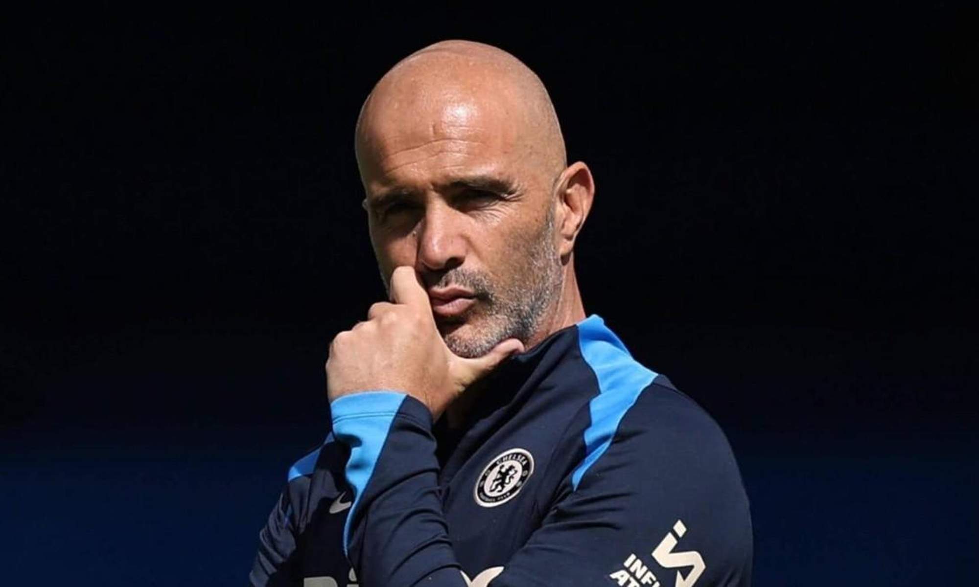 Enzo Maresca entrenando al Chelsea.