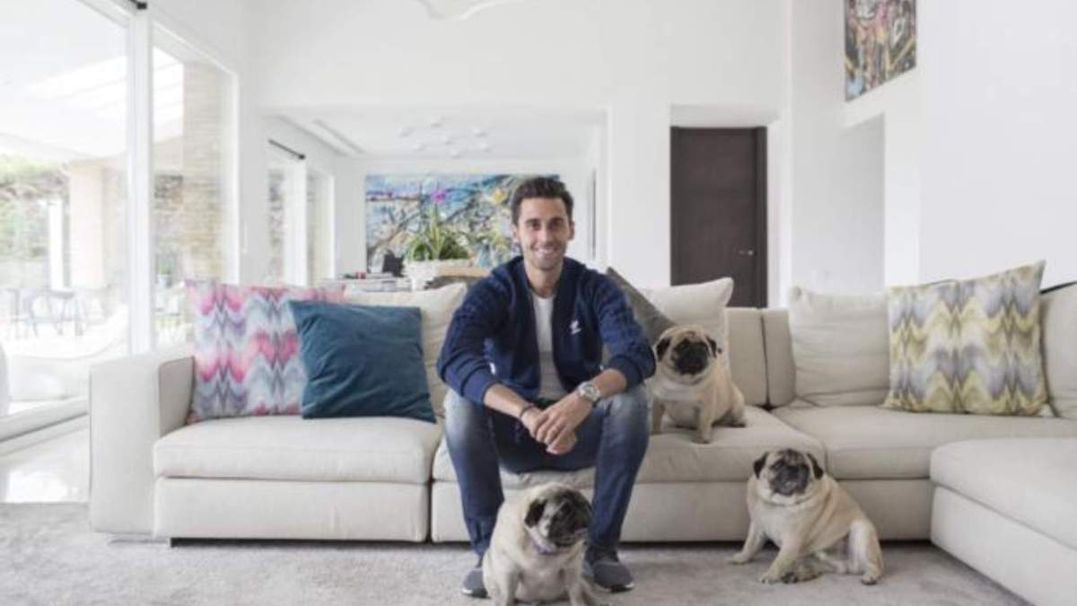 Arbeloa en el salón de casa