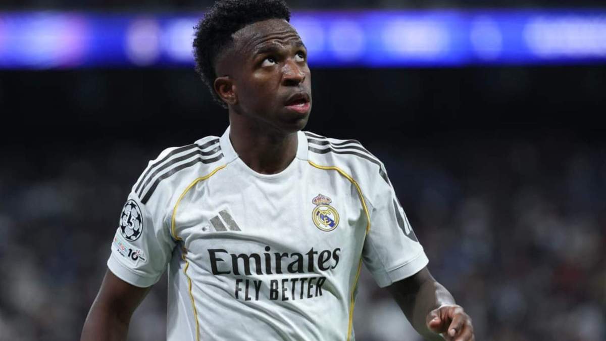 Vinicius se abre públicamente tras los pitos del Bernabéu: "Han sido días muy duros" Vinicius se abre públicamente tras los pitos del Bernabéu: "Han sido días muy duros"
