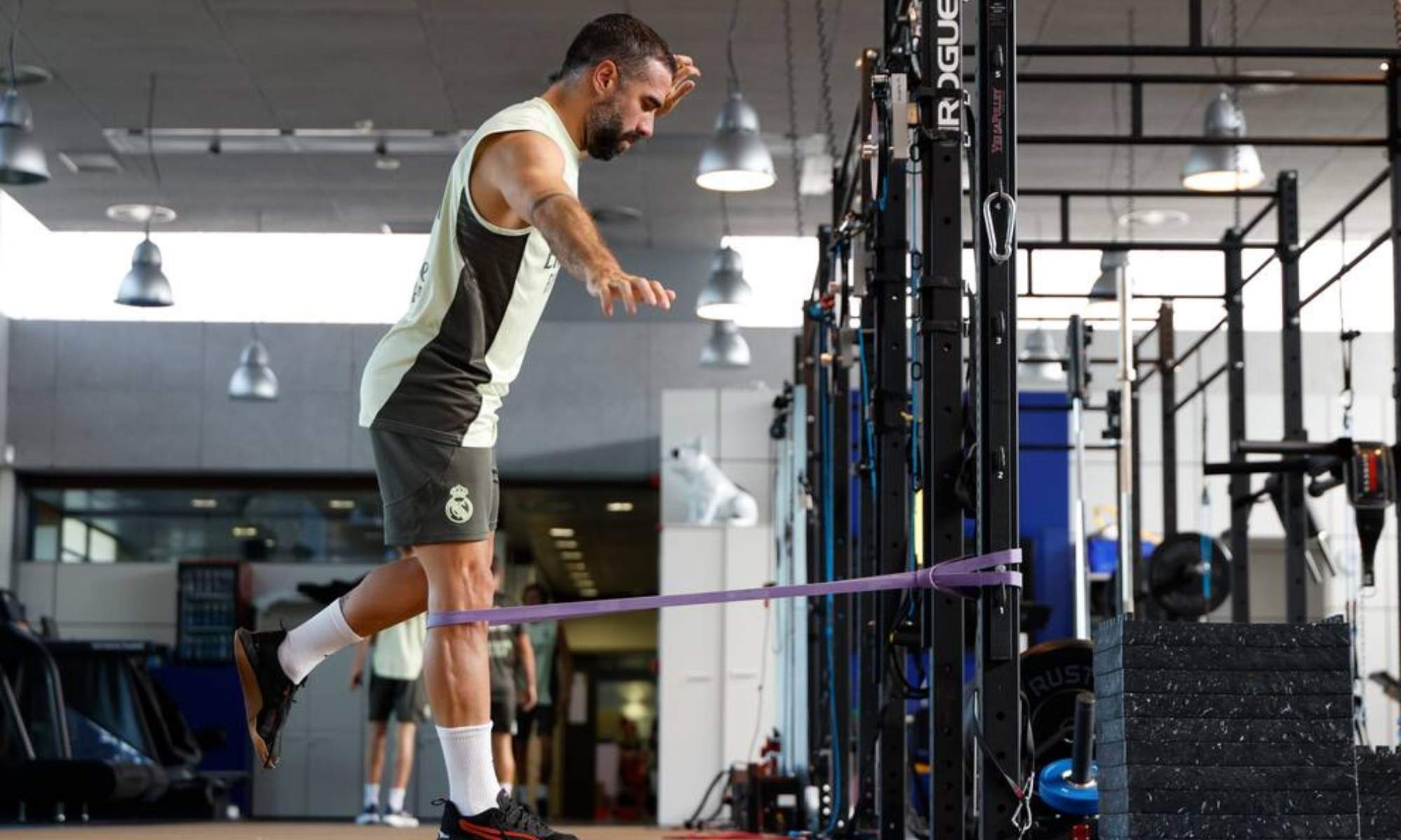 Carvajal entrenando en el gimnasio de Valdebebas
