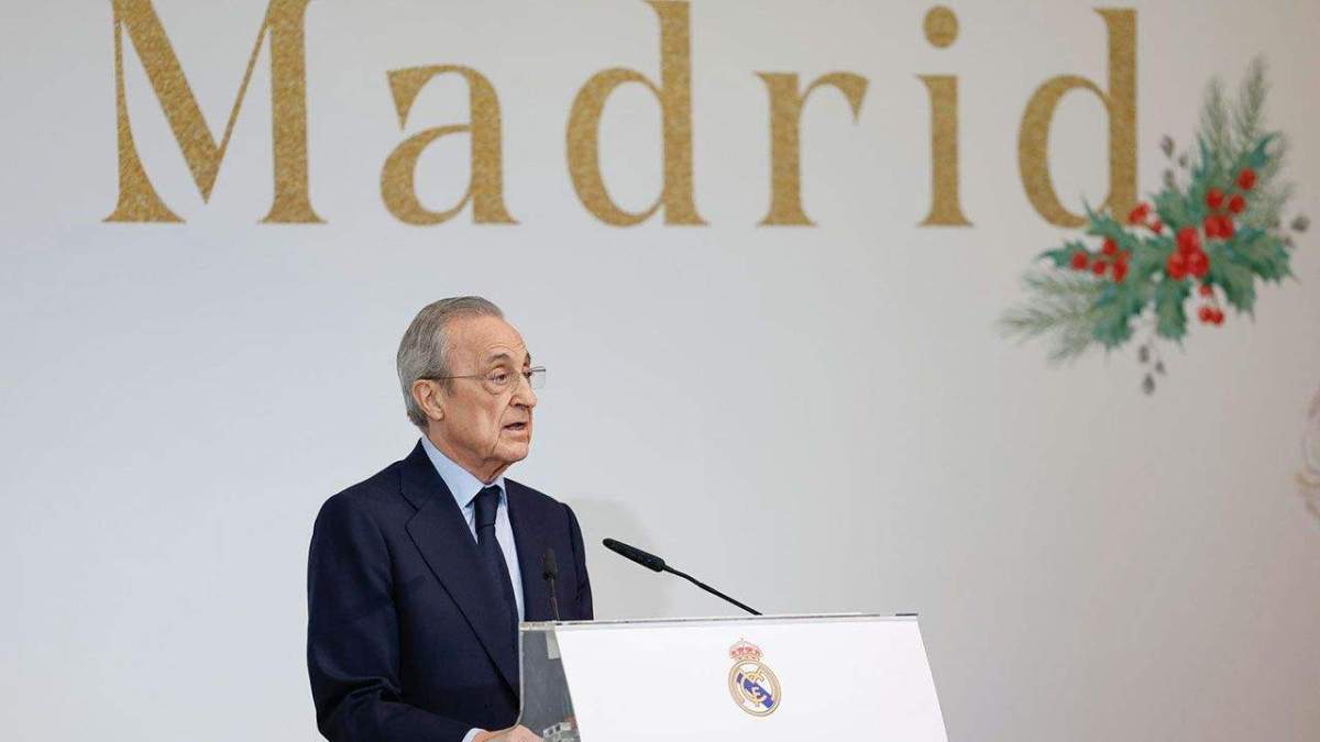 Florentino Pérez en el cóctel de Navidad