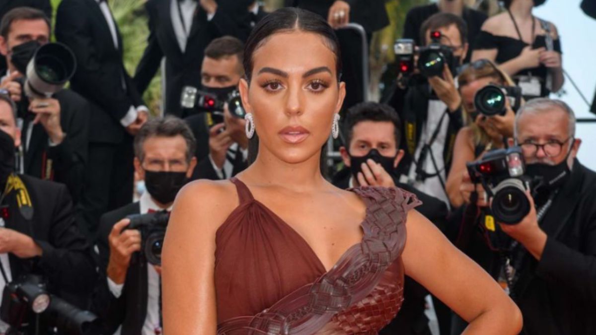 Georgina Rodríguez en una alfombra roja