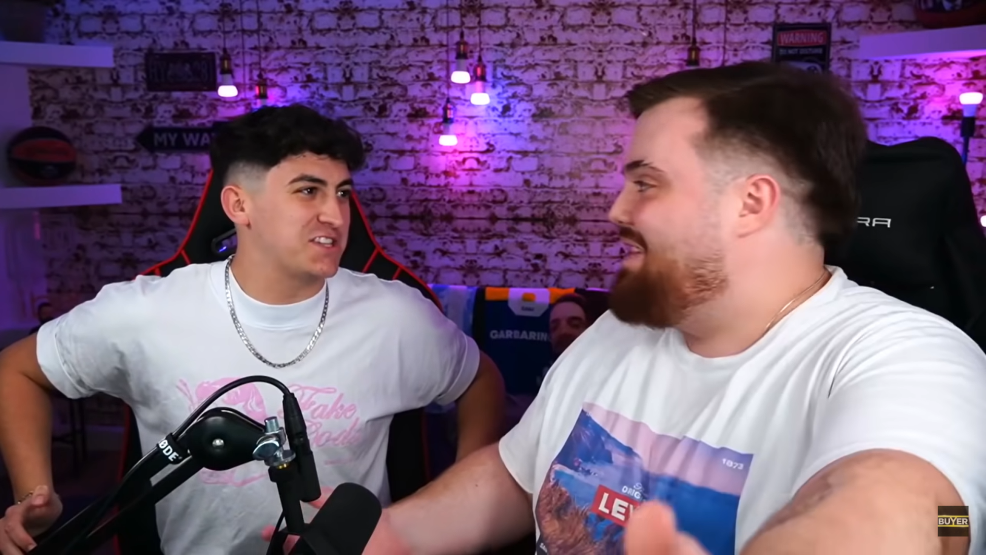 Ibai y xBuyer son los protagonistas de este rocambolesco vídeo