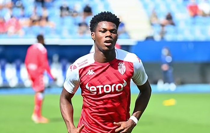 Aurelien Tchouameni con el Mónaco 
