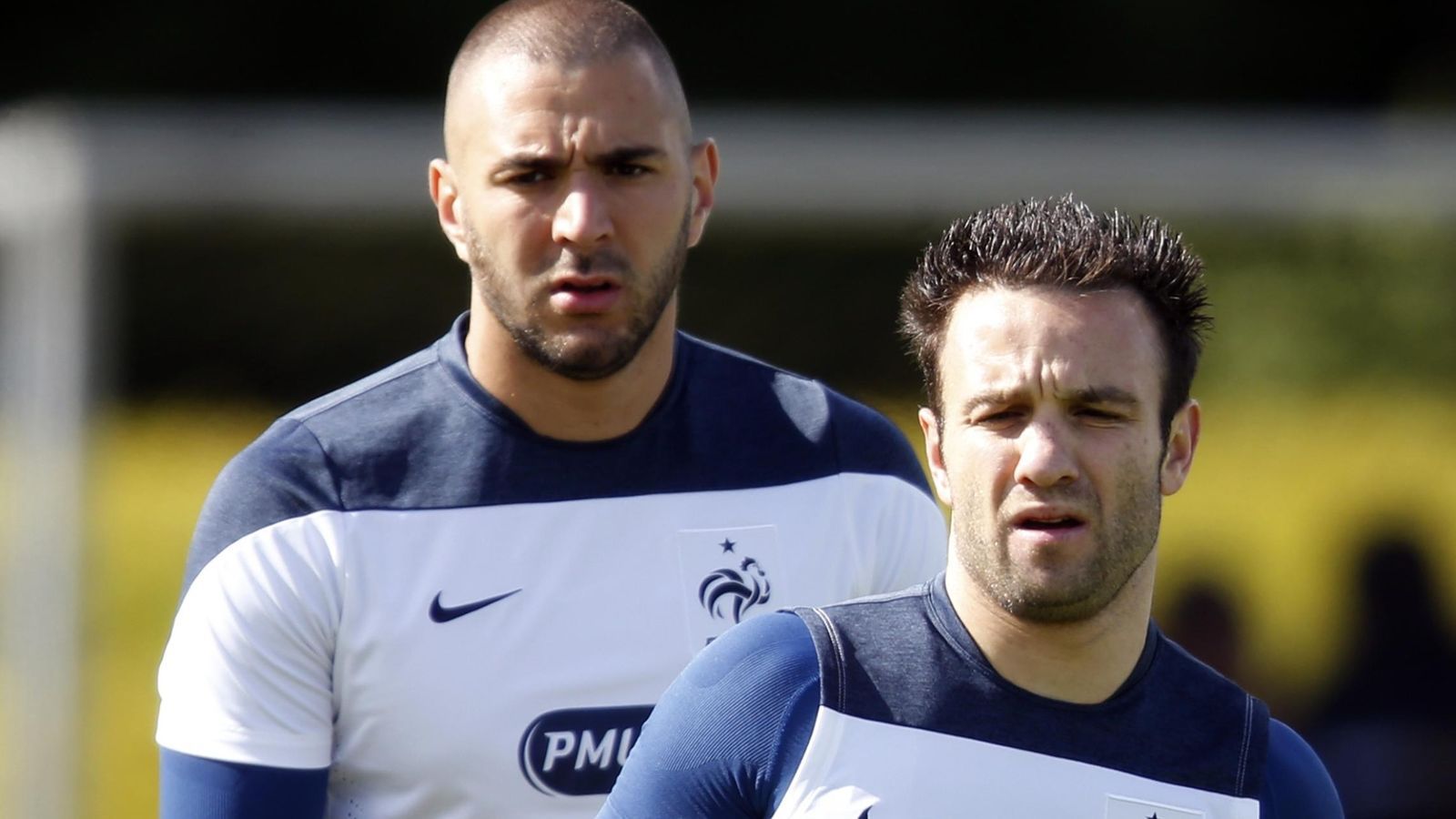 Karim Benzema junto a Valbuena