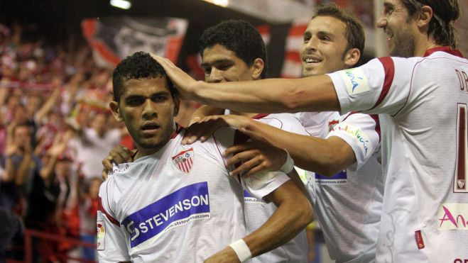 Dani Alves en su etapa con el Sevilla Dani Alves en su etapa con el Sevilla