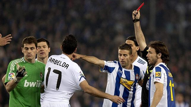Casillas es expulsado por Mateu Lahoz