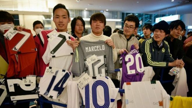 Aficionados japoneses recibían al Real Madrid en su último Mundial de Clubes 