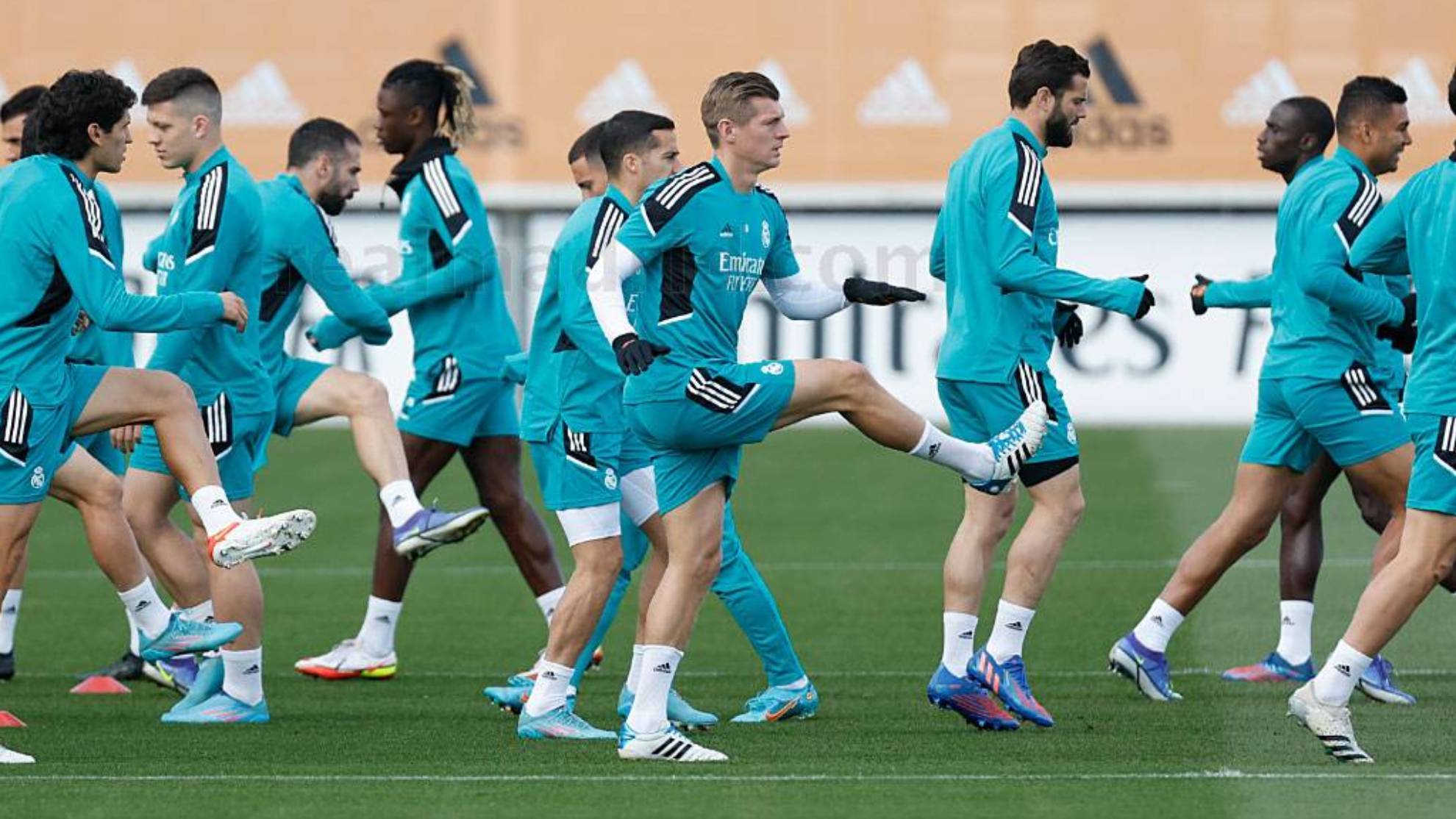 El Real Madrid parece que vive en una nube desde hace mucho tiempo. Su compromiso es total y los jugadores así lo demuestran