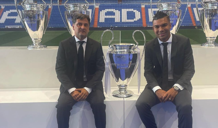 Juni Calafat junto a Casemiro en su despedida