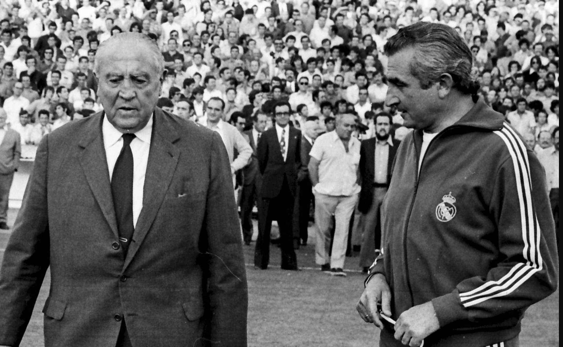 Don Santiago Bernabéu junto a Miguel Muñoz