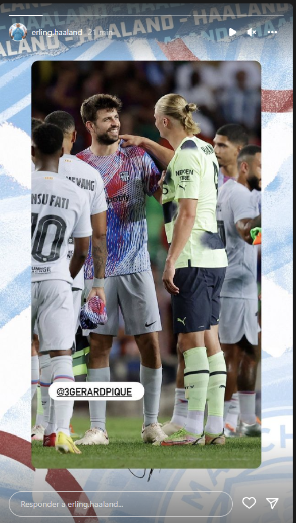 Erling Haaland y Piqué tras el partido en el Camp Nou Erling Haaland y Piqué tras el partido en el Camp Nou