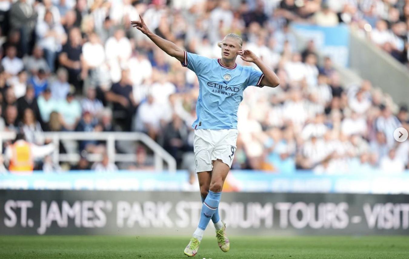 Erling Haaland tras marcar un gol con el Manchester City