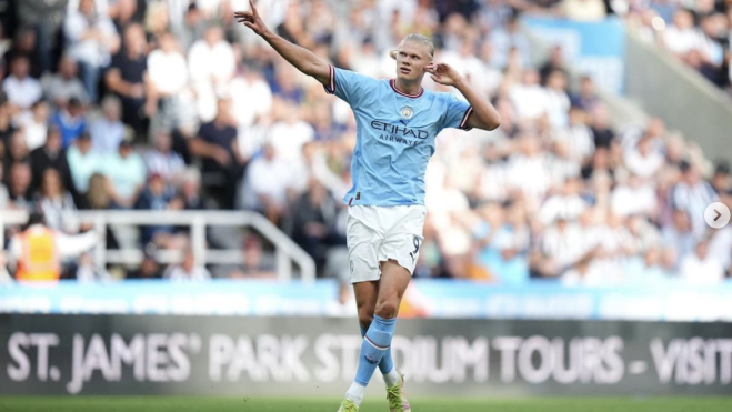Erling Haaland tras marcar un gol con el Manchester City