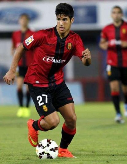 marco asensiojugador del real madriddurante un partido con el mallorcadonde juega cedidoefe