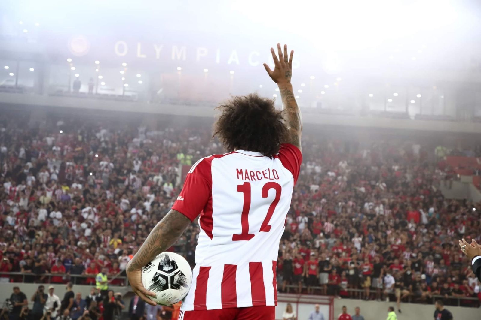 Marcelo ya posa con su nueva camiseta